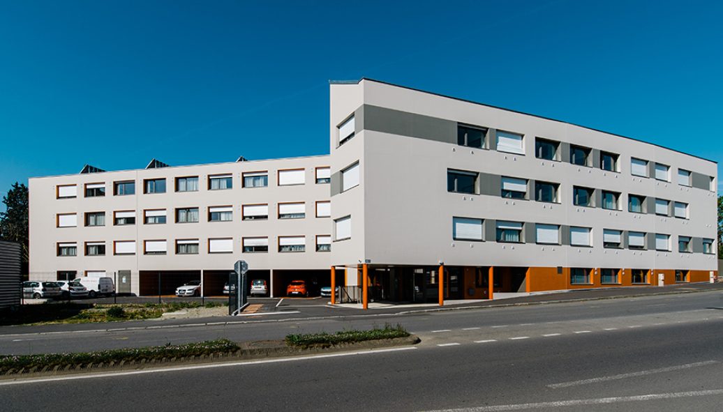 CARRE-MALO67da9d2d46c876.66226391