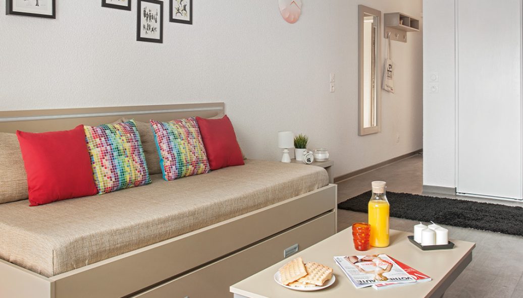 CARRE-SAINT-PIERRE-0-7