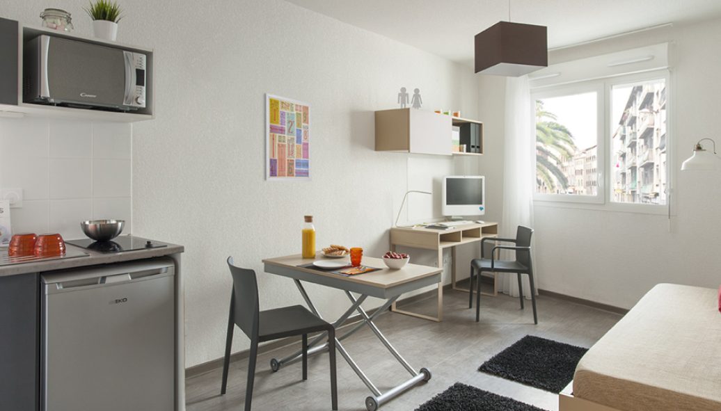 CARRE-SAINT-PIERRE67d99e3cc83734.59042923