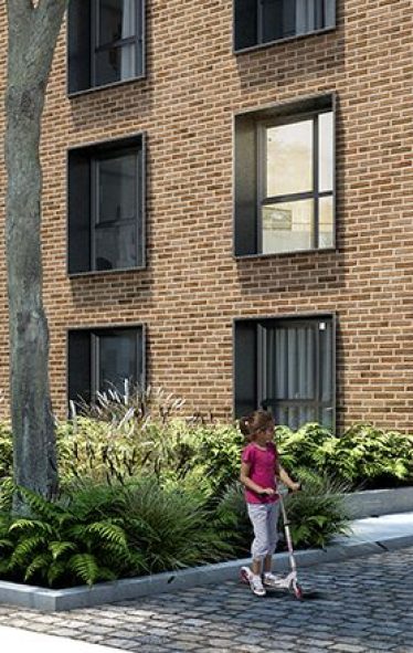 LA-COUR-DES-GRANDS6554d65757de06.54131096