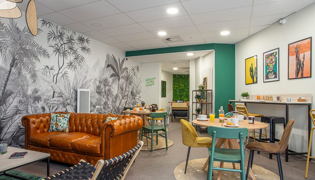 LE-CASTEL-A698c4aeba0a8c7.38638807