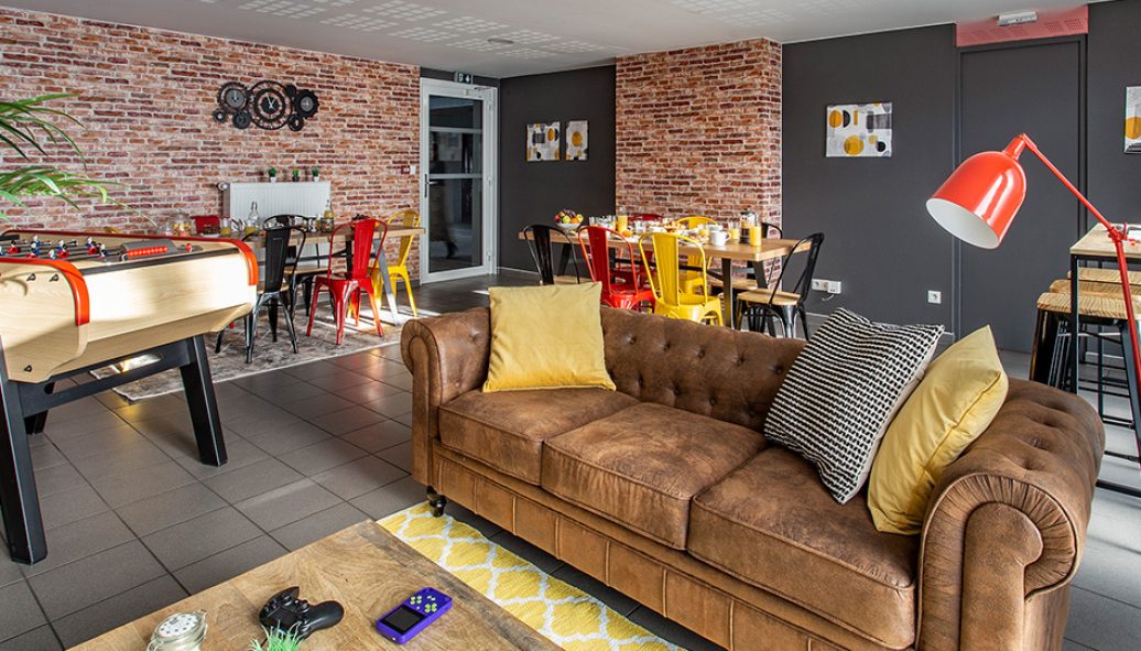 LE-QUAI67fd1d11081cb5.08252250