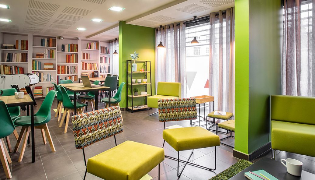 UNIVERS-967fd1d60503b29.45734283