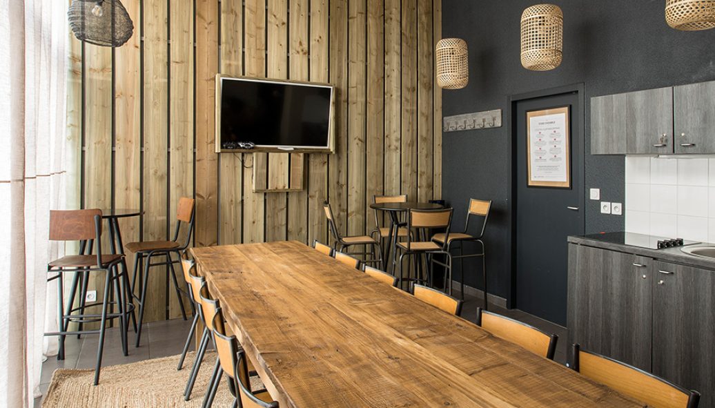 VICTORIAN-PARK680a2fa77f69b2.96148075